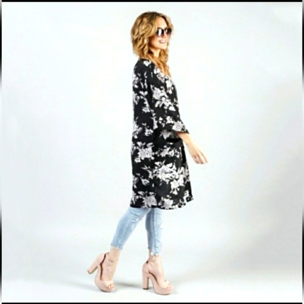 💖💖 Spiritual Gangster Black & Lilac/Gray Floral Kimono